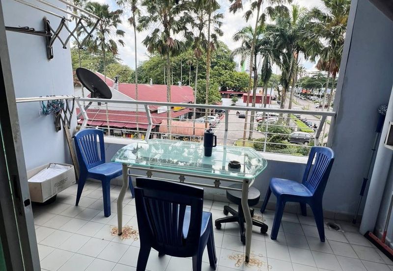 Bistari Impian Apartment @ Larkin