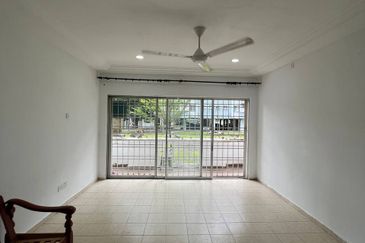 Desa Skudai Apartment