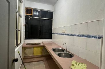 Desa Skudai Apartment