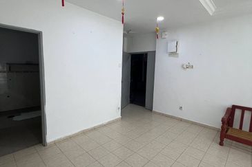 Desa Skudai Apartment