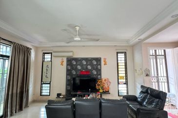 Maple Red, Adda Heights