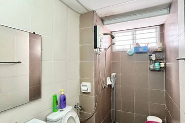 M'Tiara Apartment @ Larkin Idaman