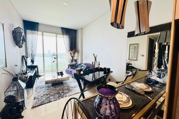 Puteri Cove Residences