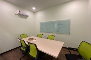 Pusat Perdagangan Danga Utama