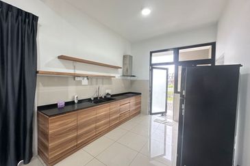 Sunway Citrine Lakehomes