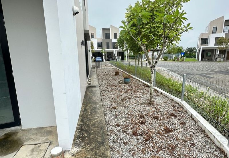 Sunway Citrine Lakehomes