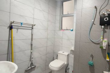 SKS Habitat Apartment, Larkin