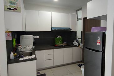 SKS Habitat Apartment, Larkin