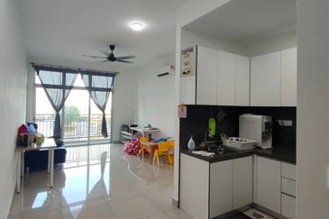 SKS Habitat Apartment, Larkin