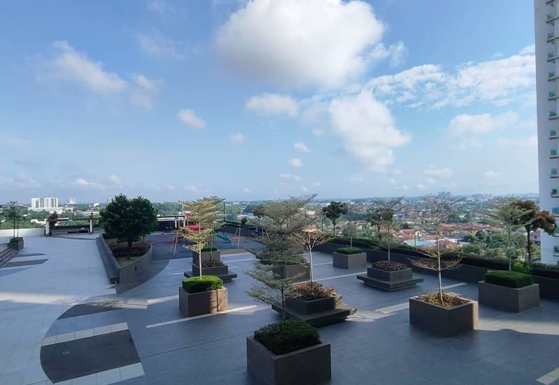 SKS Habitat Apartment, Larkin