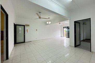 Skudai Villa