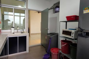 Eastbay Luxury Apartment