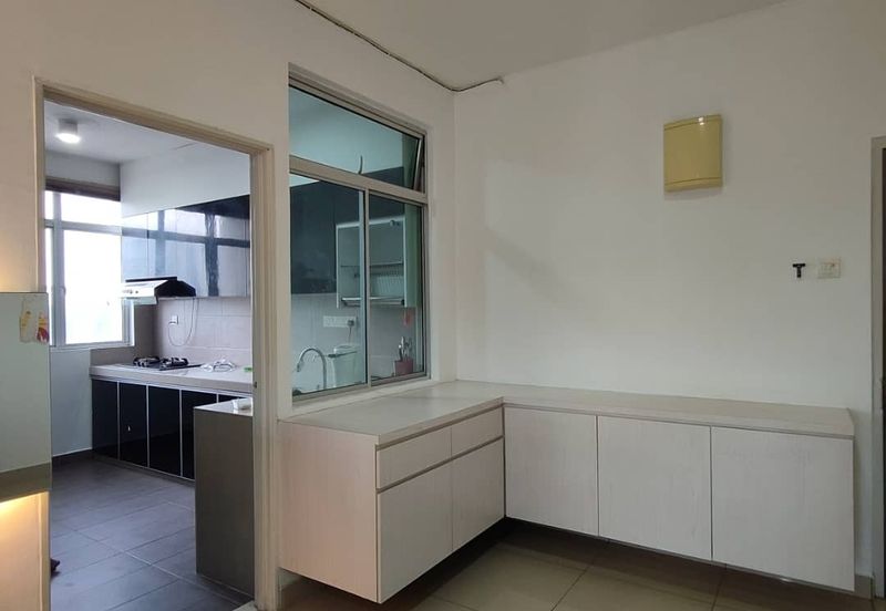 Eastbay Luxury Apartment