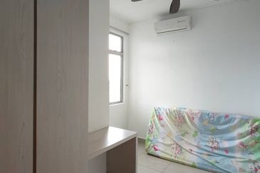 Eastbay Luxury Apartment