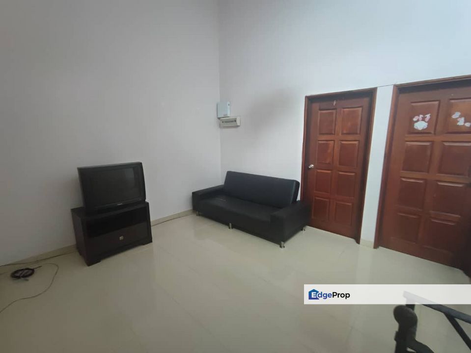 Perjiranan 10 @ Bandar Dato Onn, Big Type 24x70 , Johor, Johor Bahru