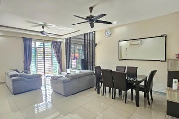 P'residen, Bandar Baru Permas Jaya