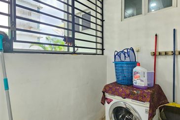 P'residen, Bandar Baru Permas Jaya