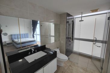 Paradiso Nuova Medini