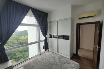 Paradiso Nuova Medini