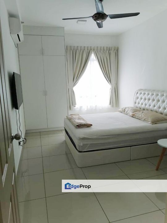 Austin Suites @ Mount Austin, 1+1 Bed 1 Bath, Fully Furnish, Well Maintain, Johor, Johor Bahru