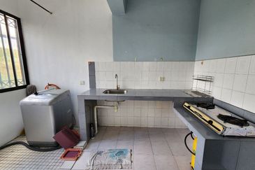 Mon Glori, , Bandar Baru Permas Jaya