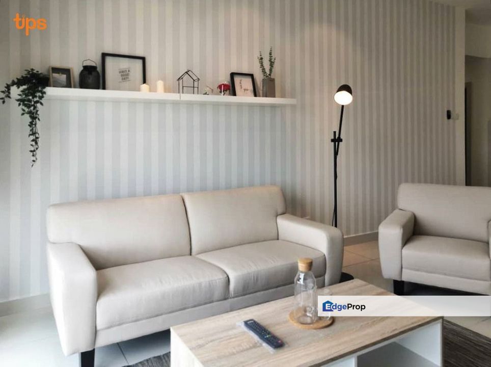 Southkey Mosaic @ Near Midvelley Southkey, Fully Renovated, Fully Furnished, 2 Parking lots , Johor, Johor Bahru