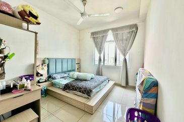 SKS Habitat Apartment, Larkin