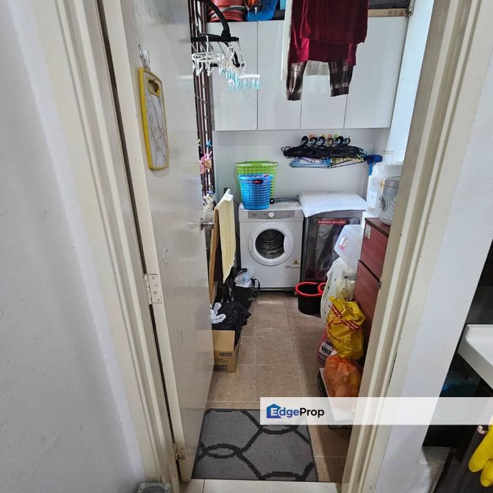 D'Summit Residence @ Kempas Utama, Fully Furnish, Full Loan , Johor, Johor Bahru