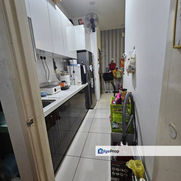 D'Summit Residence @ Kempas Utama, Fully Furnish, Full Loan , Johor, Johor Bahru