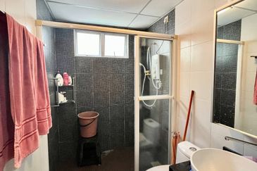 M'Tiara Apartment @ Larkin Idaman