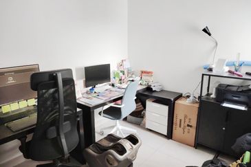 SKS Habitat Apartment, Larkin