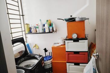 SKS Habitat Apartment, Larkin