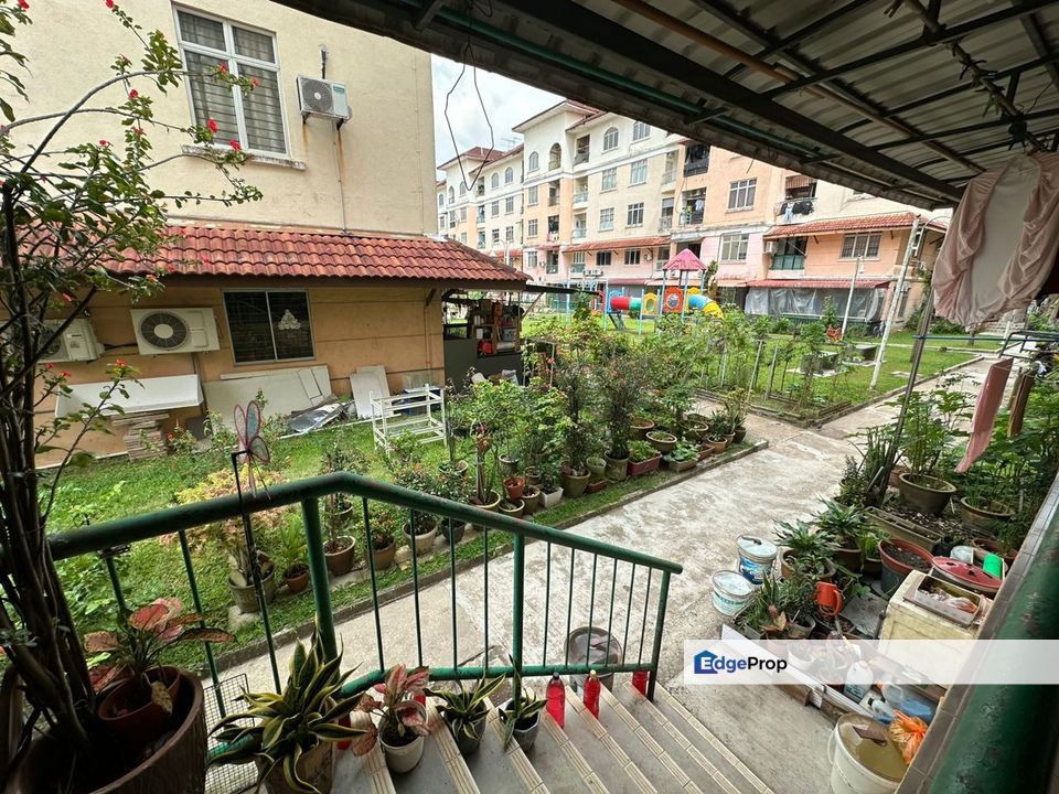 Villa Hijauan Townhouse @ Selesa Jaya, Skudai, Ground. Floor, Full Loan , Johor, Skudai