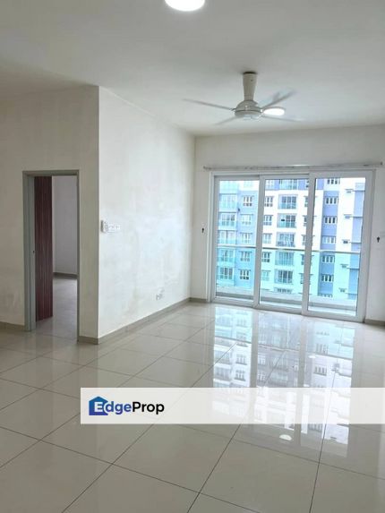 Season Luxury Apartment @ Amara Larkin / 2 Bed 2 Bath / Bigger Size , Johor, Johor Bahru