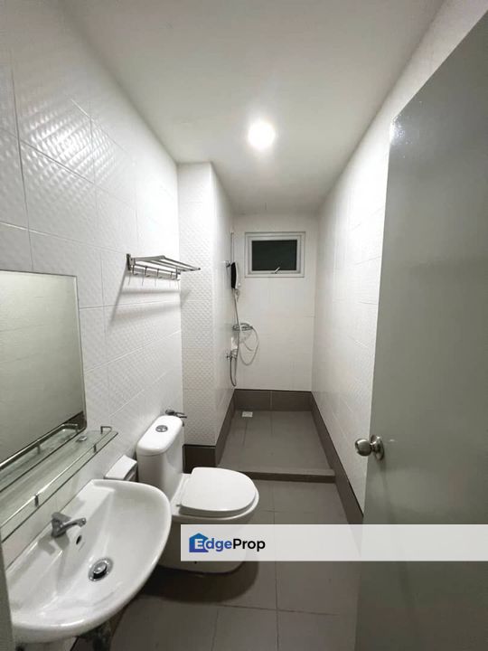 Season Luxury Apartment @ Amara Larkin / 2 Bed 2 Bath / Bigger Size , Johor, Johor Bahru