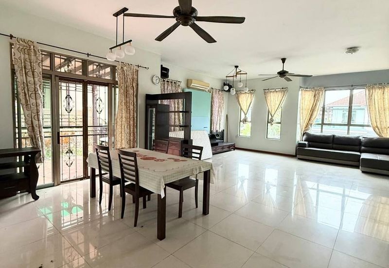 Taman Austin Heights