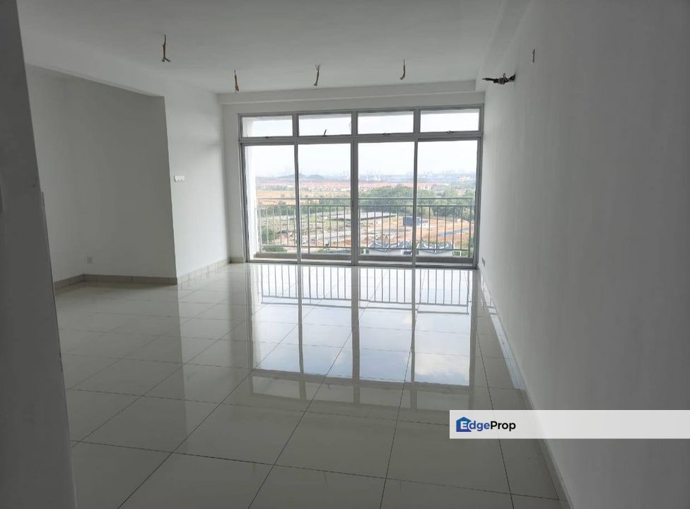 D'Lagoon Residence @ Seri Austin, Nice lake View , Johor, Johor Bahru