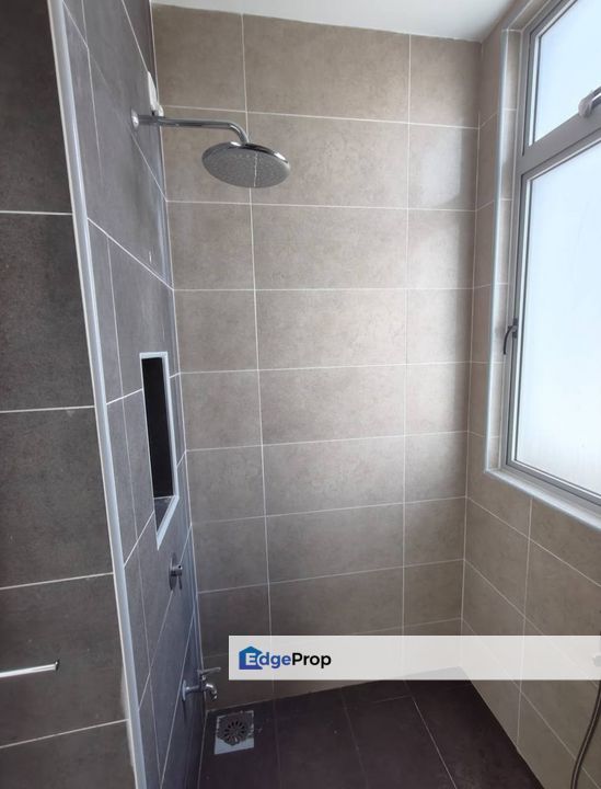 D'Lagoon Residence @ Seri Austin, Nice lake View , Johor, Johor Bahru