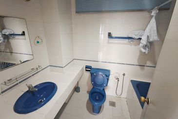 Aloha Tower Condominium