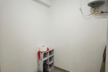 Aloha Tower Condominium