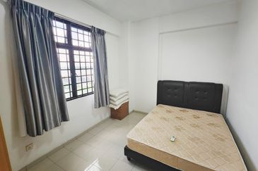 Aloha Tower Condominium