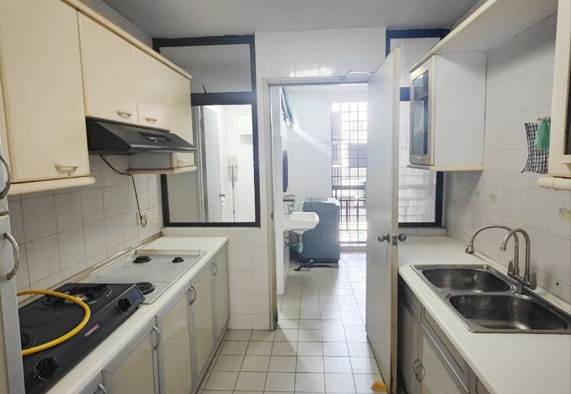 Aloha Tower Condominium