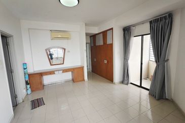 Aloha Tower Condominium