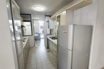 Aloha Tower Condominium