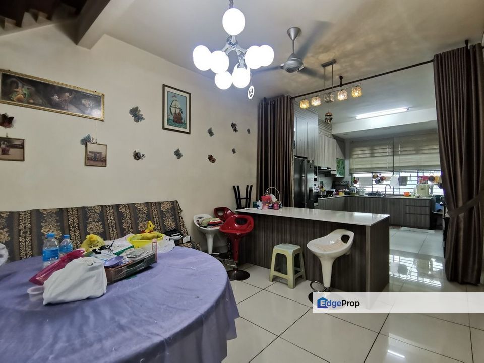 Taman Sutera Utama @ Skudai, Double Storey Terrace with roof top , Johor, Skudai