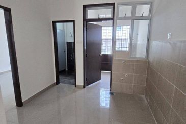 Citrine Hills @ Kangkar Pulai, Double Storey Terrace For Sale 