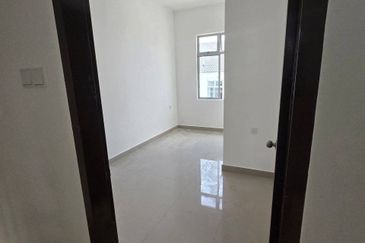 Citrine Hills @ Kangkar Pulai, Double Storey Terrace For Sale 