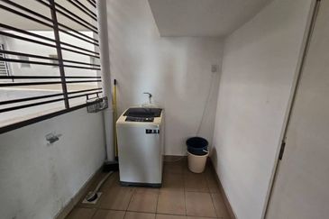 Dedaun Hijau (Greenfield Regency)