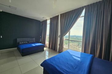 Dedaun Hijau (Greenfield Regency)