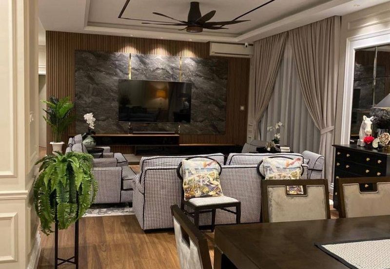 Taman Laguna Heights